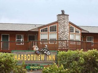 3 3 Harborview Inn near oceanfront Promenade